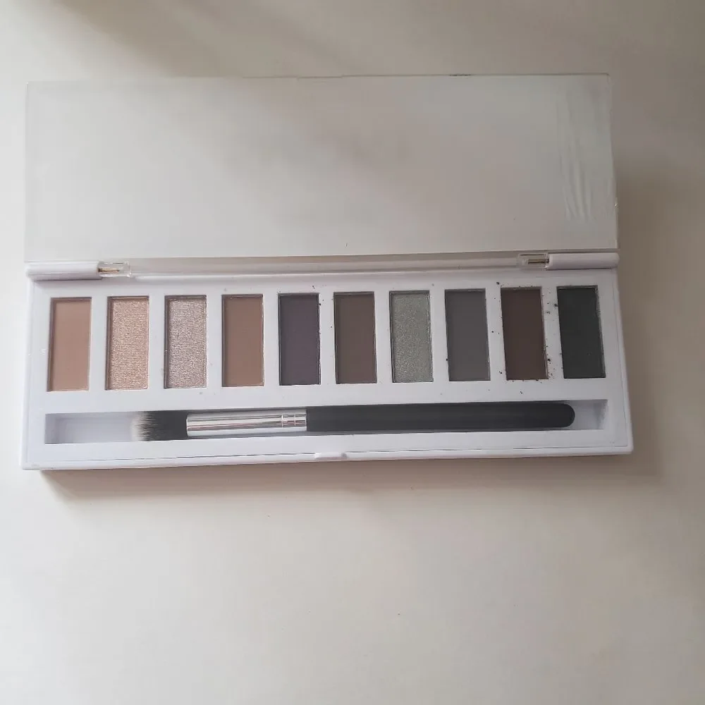 10 Shade Eyeshadow palette​